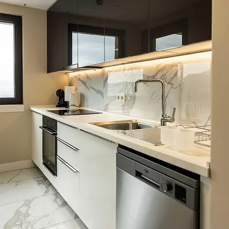 Daire Opatija - Luxury 3br - Center